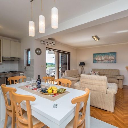 Stedi Apartment Lukoran Eksteriør billede