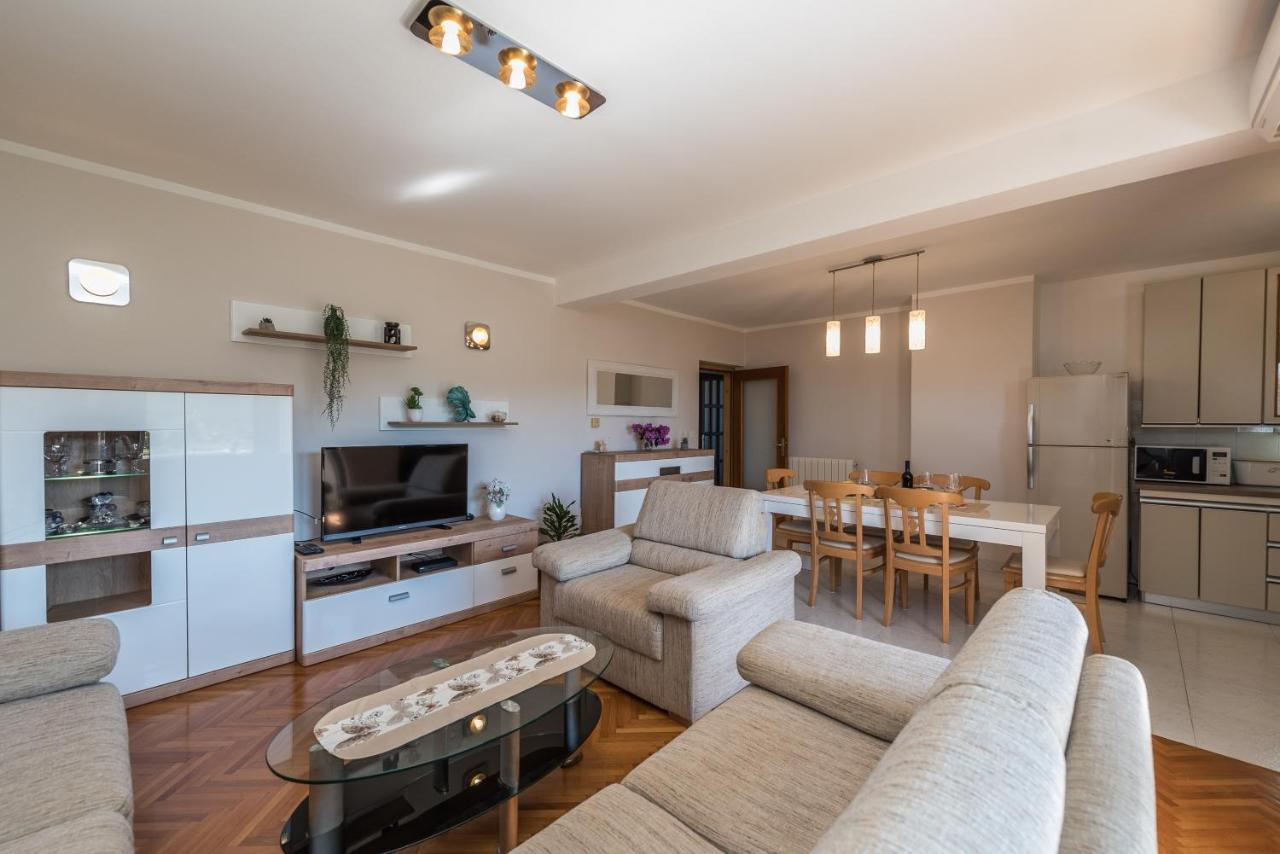 Stedi Apartment Lukoran Eksteriør billede